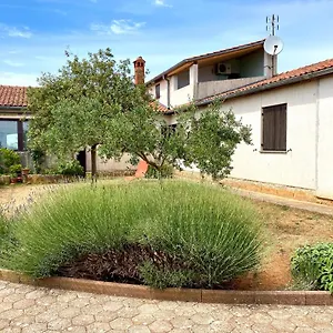 Apartment Vacation Homes Elba, Vodnjan